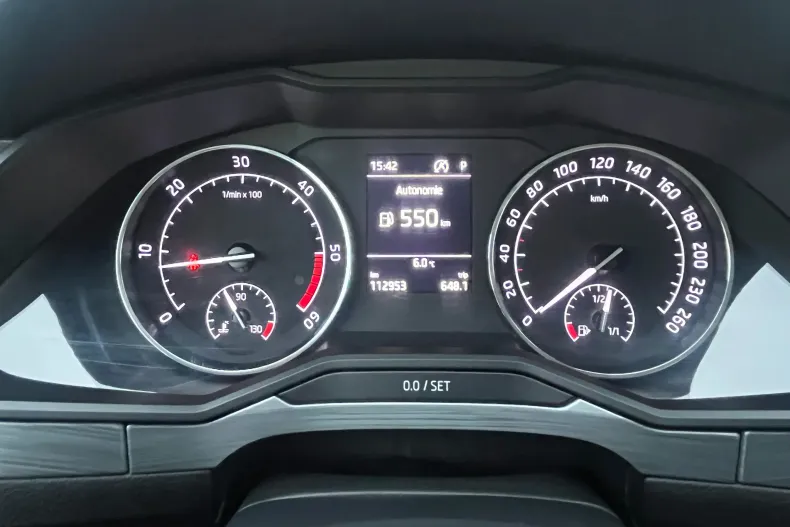 Skoda Superb din 2019 cu 120.000 km - oferta SKO160351 - foto 9