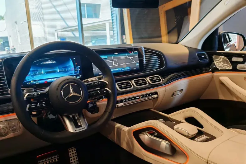 Mercedes-Benz GLE Coupe din 2025 cu 3.500 km - oferta MER160352 - foto 4