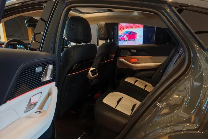 Mercedes-Benz GLE Coupe din 2025 cu 3.500 km - oferta MER160352 - foto 10