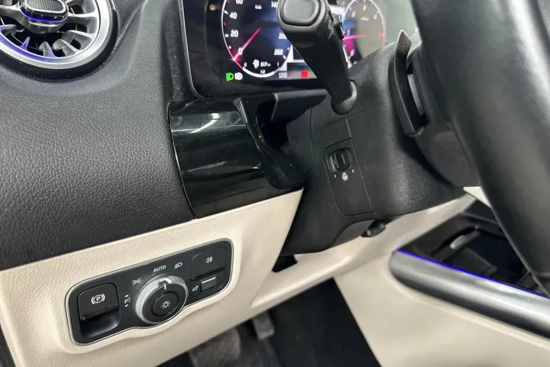 Mercedes-Benz GLA din 2023 cu 34.880 km - oferta MER160354 - foto 8