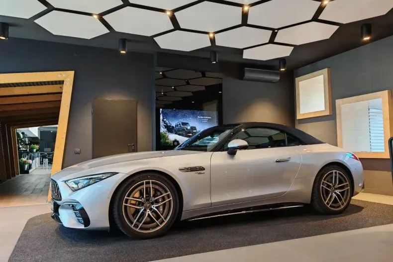 Mercedes-Benz SL din 2023 cu 4.200 km - oferta MER160355 - foto 7