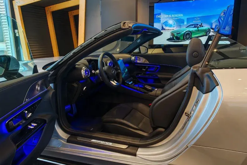 Mercedes-Benz SL din 2023 cu 4.200 km - oferta MER160355 - foto 9