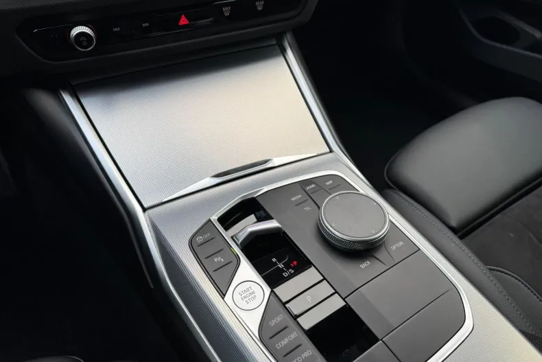 BMW Seria 3 din 2024 cu 13.700 km - oferta BMW160356 - foto 11