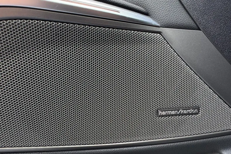 BMW Seria 3 din 2024 cu 13.700 km - oferta BMW160356 - foto 14