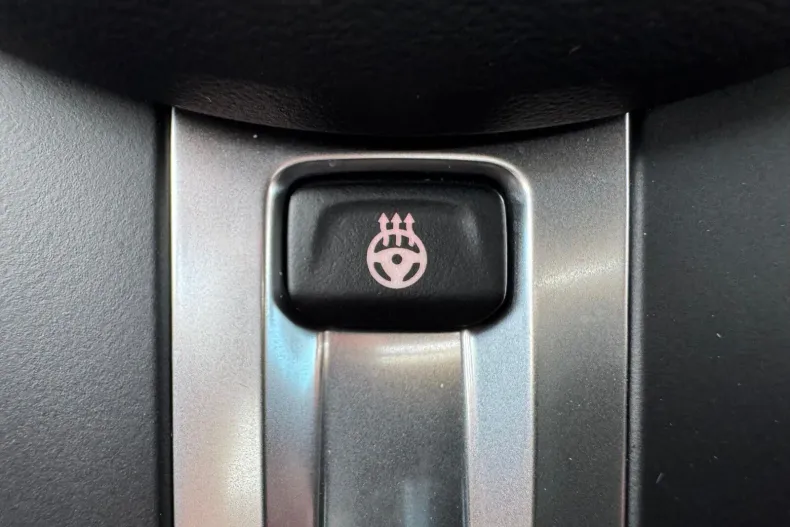 BMW Seria 3 din 2024 cu 13.700 km - oferta BMW160356 - foto 19