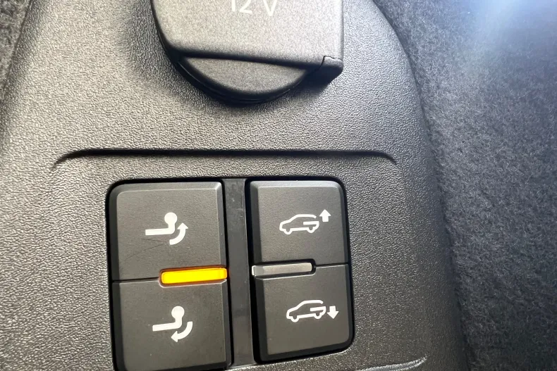 Volkswagen Touareg din 2020 cu 79.500 km - oferta VOL160359 - foto 14