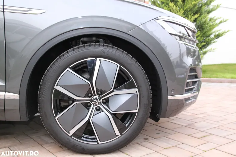 Volkswagen Touareg din 2020 cu 79.500 km - oferta VOL160359 - foto 19
