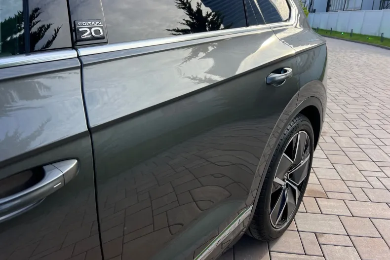 Volkswagen Touareg din 2020 cu 79.500 km - oferta VOL160359 - foto 28