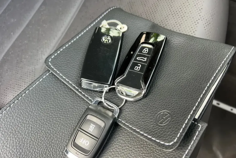 Volkswagen Touareg din 2020 cu 79.500 km - oferta VOL160359 - foto 29