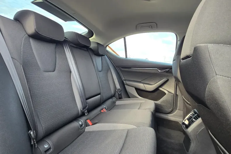 Skoda Octavia din 2022 cu 156.000 km - oferta SKO160368 - foto 5