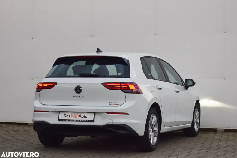 Volkswagen Golf din 2022 cu 32.055 km - oferta VOL160371 - foto 3