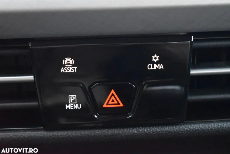 Volkswagen Golf din 2022 cu 32.055 km - oferta VOL160371 - foto 31
