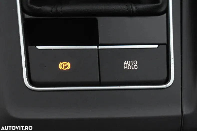 Volkswagen Golf din 2022 cu 32.055 km - oferta VOL160371 - foto 33