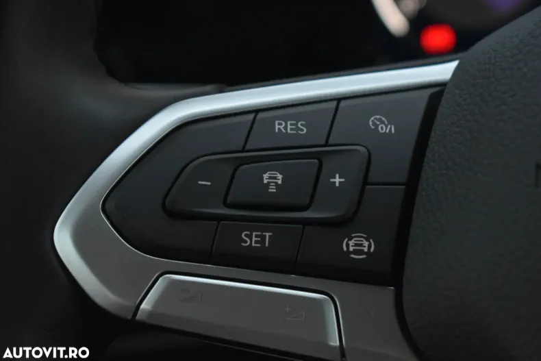 Volkswagen Golf din 2022 cu 32.055 km - oferta VOL160371 - foto 38