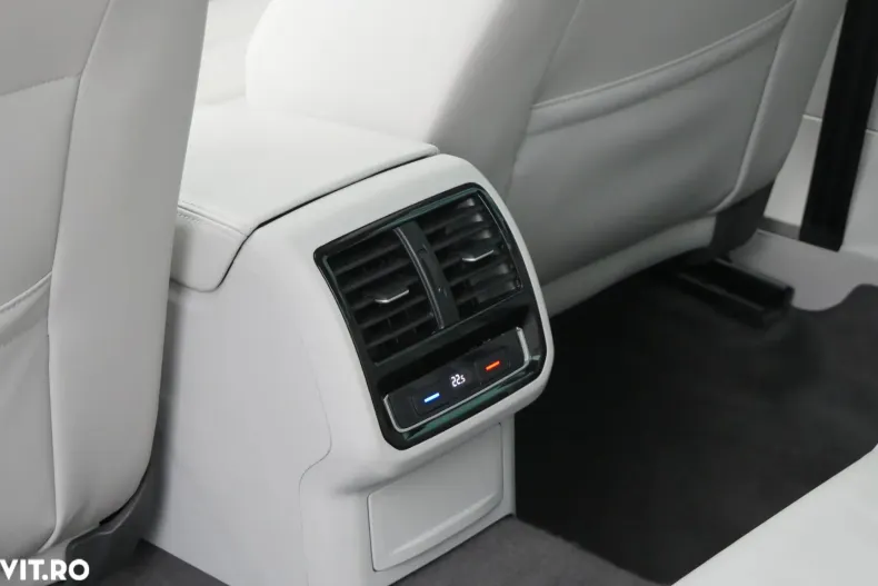 Volkswagen Passat din 2020 cu 154.676 km - oferta VOL160373 - foto 20