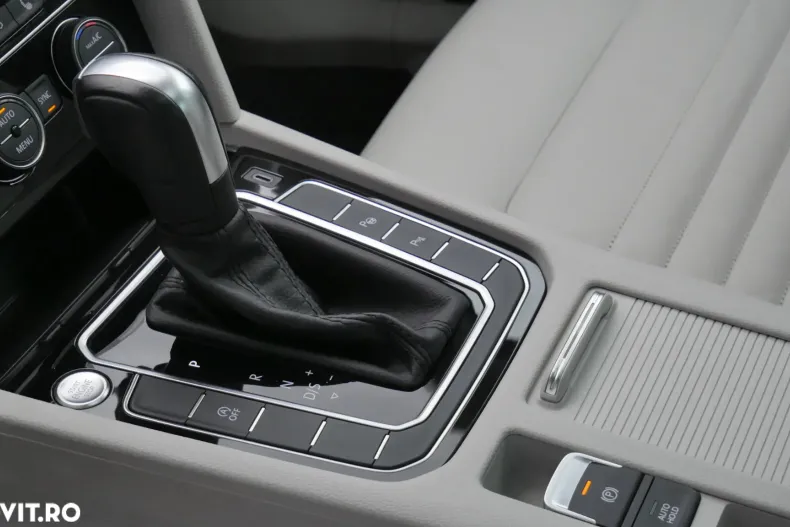 Volkswagen Passat din 2020 cu 154.676 km - oferta VOL160373 - foto 21