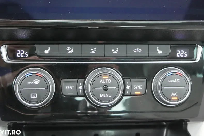 Volkswagen Passat din 2020 cu 154.676 km - oferta VOL160373 - foto 25