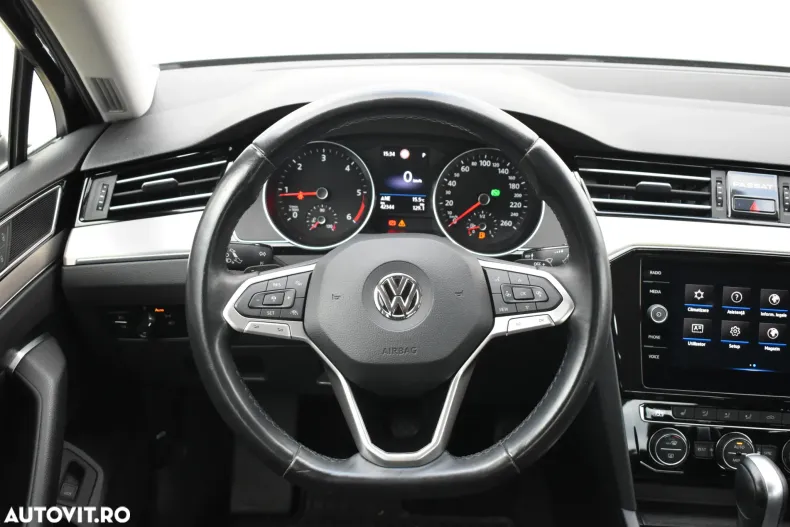 Volkswagen Passat din 2020 cu 42.344 km - oferta VOL160374 - foto 9