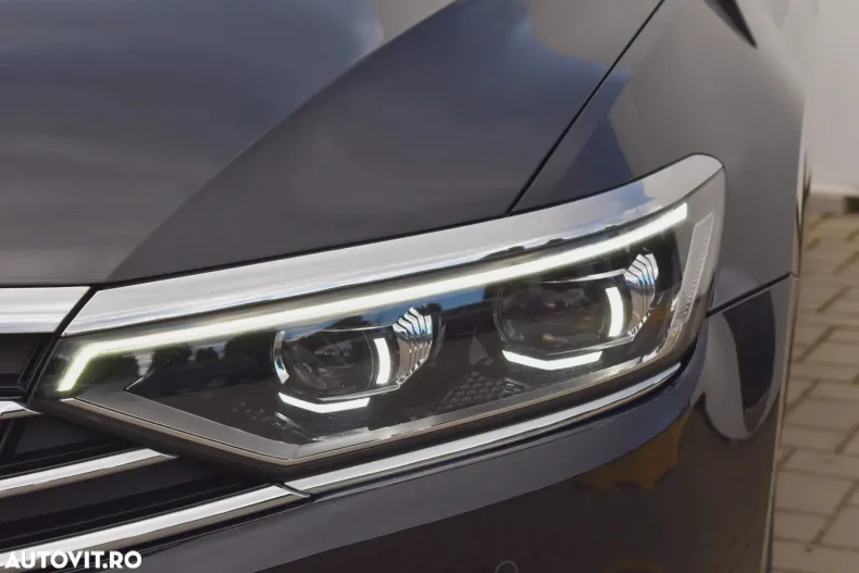 Volkswagen Passat din 2020 cu 42.344 km - oferta VOL160374 - foto 17