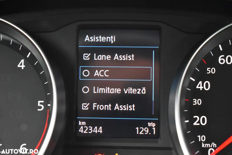 Volkswagen Passat din 2020 cu 42.344 km - oferta VOL160374 - foto 39