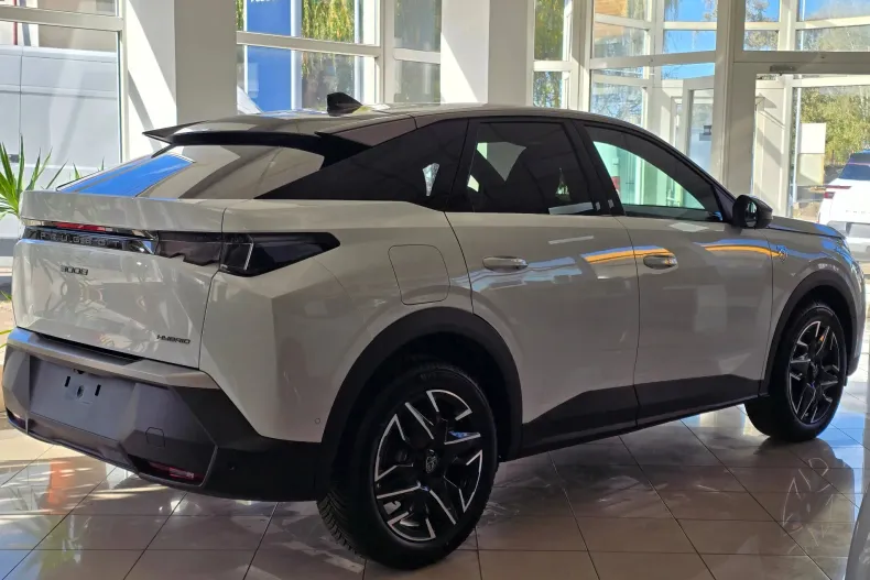 Peugeot 3008 din 2026 cu 2 km - oferta PEU160375 - foto 3