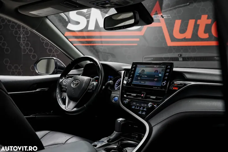 Toyota Camry din 2022 cu 51.680 km - oferta TOY160378 - foto 14