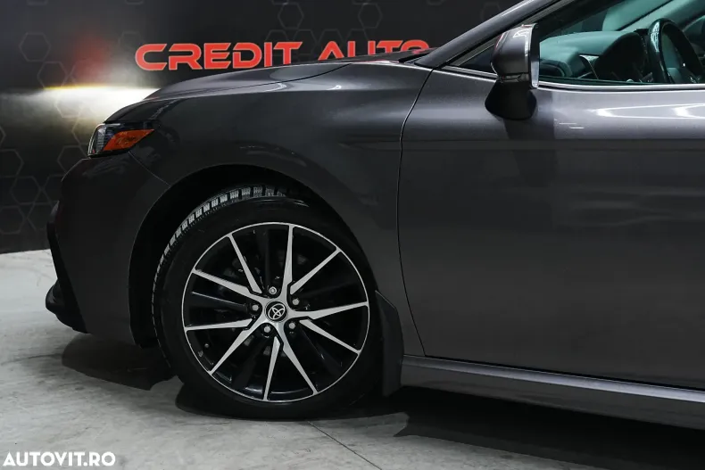 Toyota Camry din 2022 cu 51.680 km - oferta TOY160378 - foto 24
