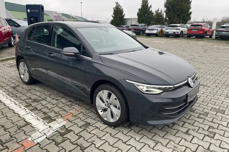 Volkswagen Golf din 2024 cu 18 km - oferta VOL160384 - foto 5