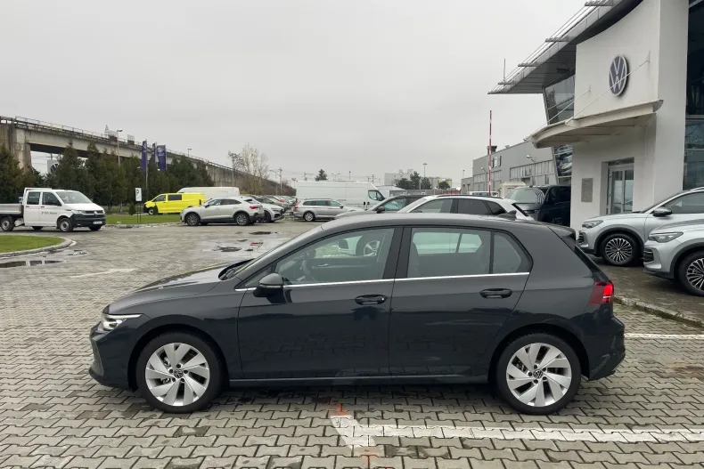 Volkswagen Golf din 2024 cu 18 km - oferta VOL160384 - foto 8