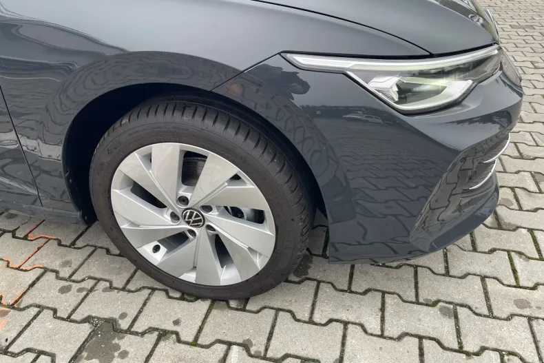 Volkswagen Golf din 2024 cu 18 km - oferta VOL160384 - foto 10