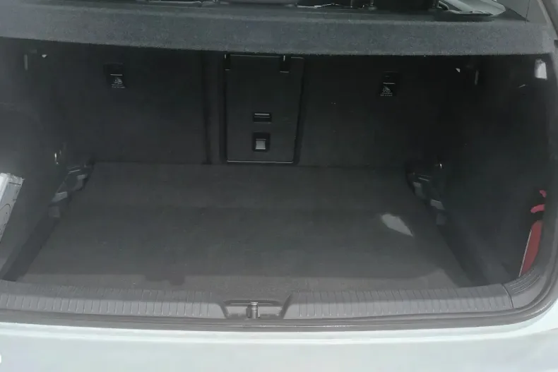 Volkswagen Golf din 2020 cu 78.355 km - oferta VOL160389 - foto 20