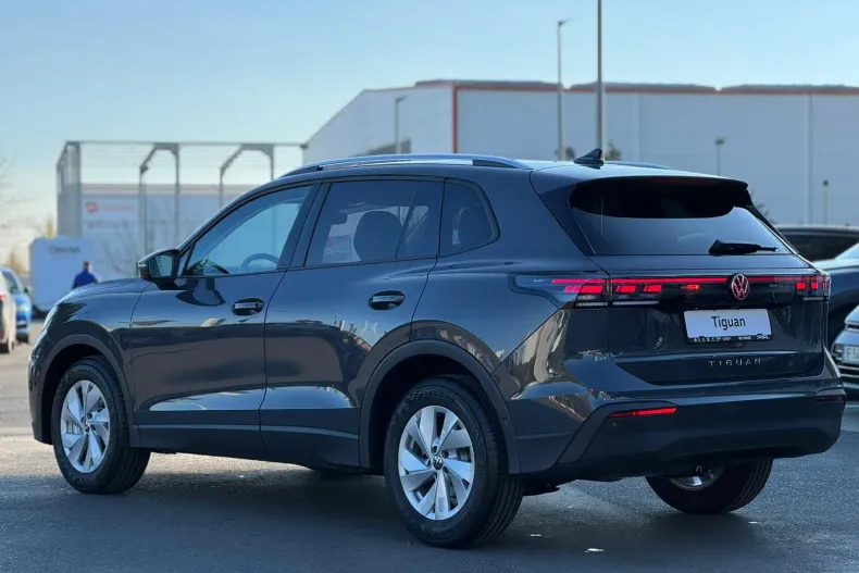 Volkswagen Tiguan din 2025 cu 5 km - oferta VOL160390 - foto 4
