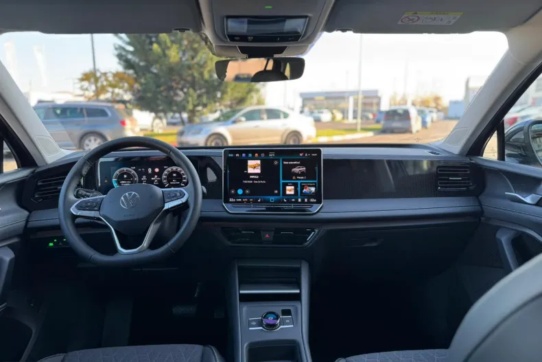 Volkswagen Tiguan din 2025 cu 5 km - oferta VOL160390 - foto 12