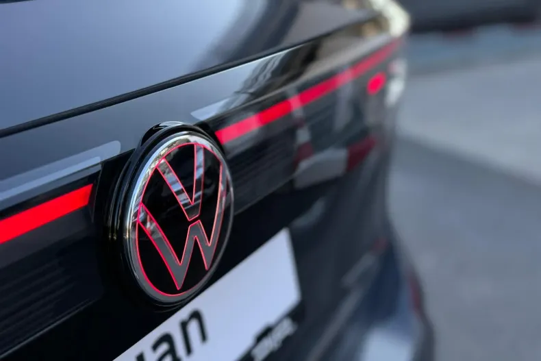 Volkswagen Tiguan din 2025 cu 5 km - oferta VOL160390 - foto 14