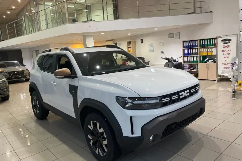 Dacia Duster din 2025 cu 9 km - oferta DAC160393 - foto 1
