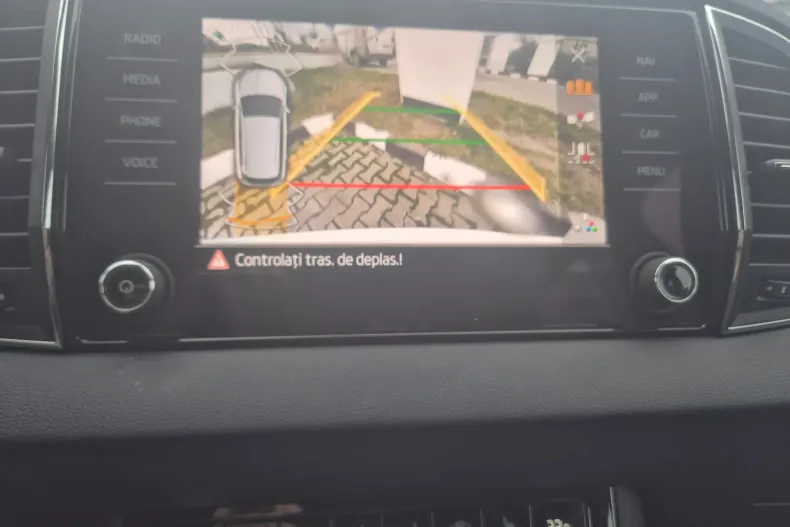 Skoda Karoq din 2025 cu 3.500 km - oferta SKO160395 - foto 23