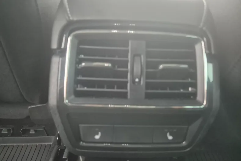 Skoda Karoq din 2025 cu 3.500 km - oferta SKO160395 - foto 27