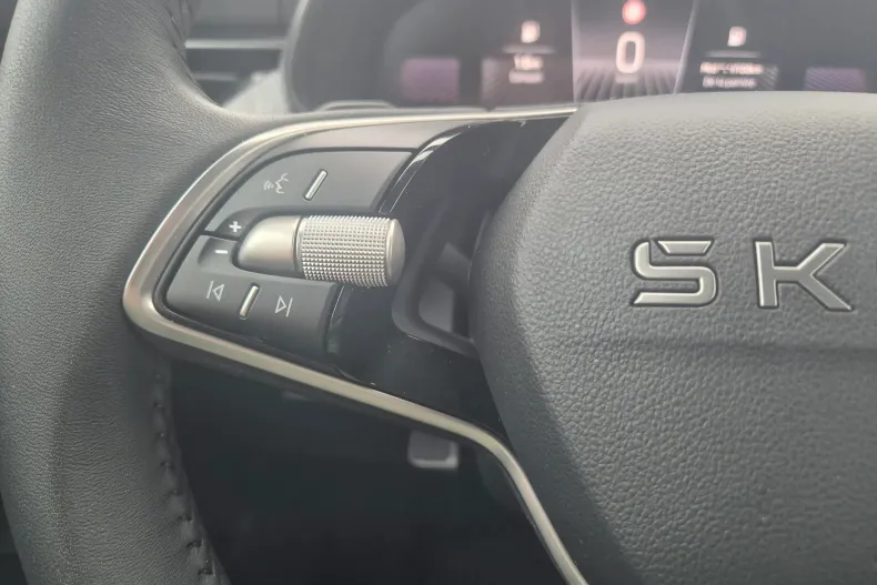 Skoda Kamiq din 2025 cu 3.450 km - oferta SKO160396 - foto 11