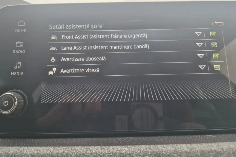 Skoda Kamiq din 2025 cu 3.450 km - oferta SKO160396 - foto 18