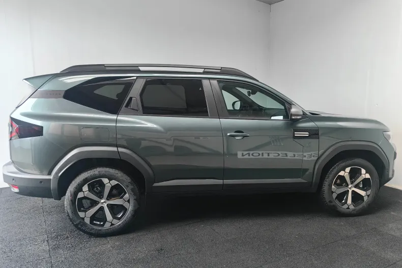 Dacia Bigster din 2025 cu 4.800 km - oferta DAC160400 - foto 4