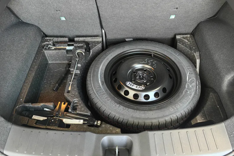 Nissan Juke din 2025 cu 6.200 km - oferta NIS160401 - foto 25