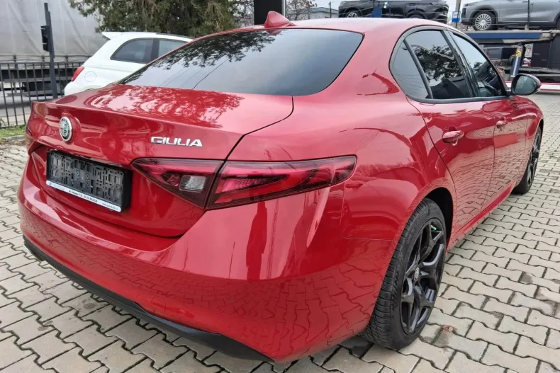Alfa Romeo Giulia din 2021 cu 56.511 km - oferta ALF160408 - foto 4