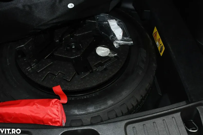 Jeep Compass din 2021 cu 77.375 km - oferta JEE160418 - foto 25