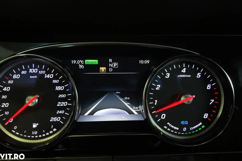 Mercedes-Benz CLS din 2019 cu 102.700 km - oferta MER160423 - foto 24