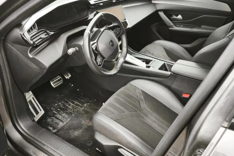 Peugeot 308 din 2023 cu 36.449 km - oferta PEU160439 - foto 8