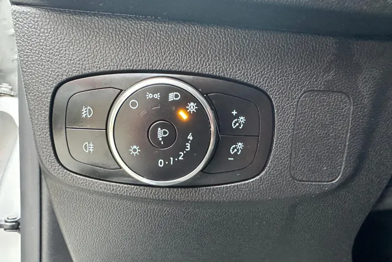 Ford Focus din 2022 cu 87.819 km - oferta FOR160443 - foto 13