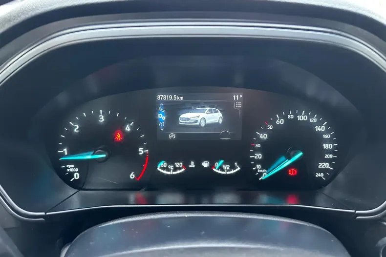 Ford Focus din 2022 cu 87.819 km - oferta FOR160443 - foto 18