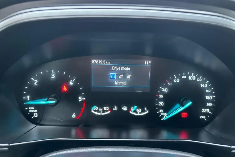 Ford Focus din 2022 cu 87.819 km - oferta FOR160443 - foto 22