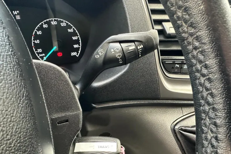 Ford Transit Custom din 2019 cu 68.557 km - oferta FOR160444 - foto 23