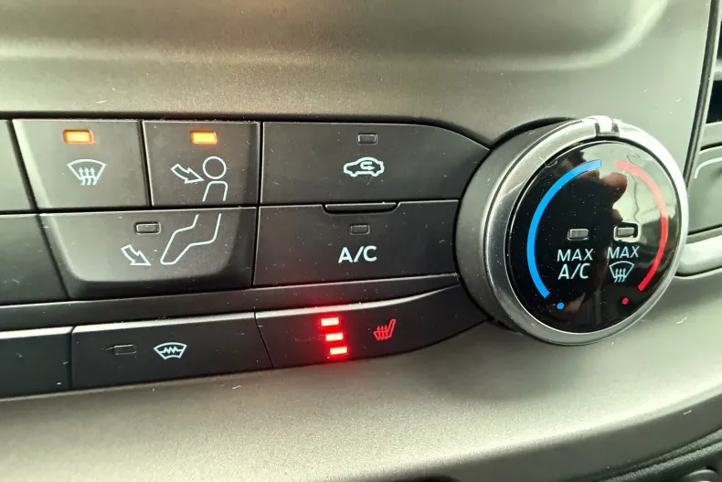 Ford Transit Custom din 2020 cu 140.000 km - oferta FOR160447 - foto 29